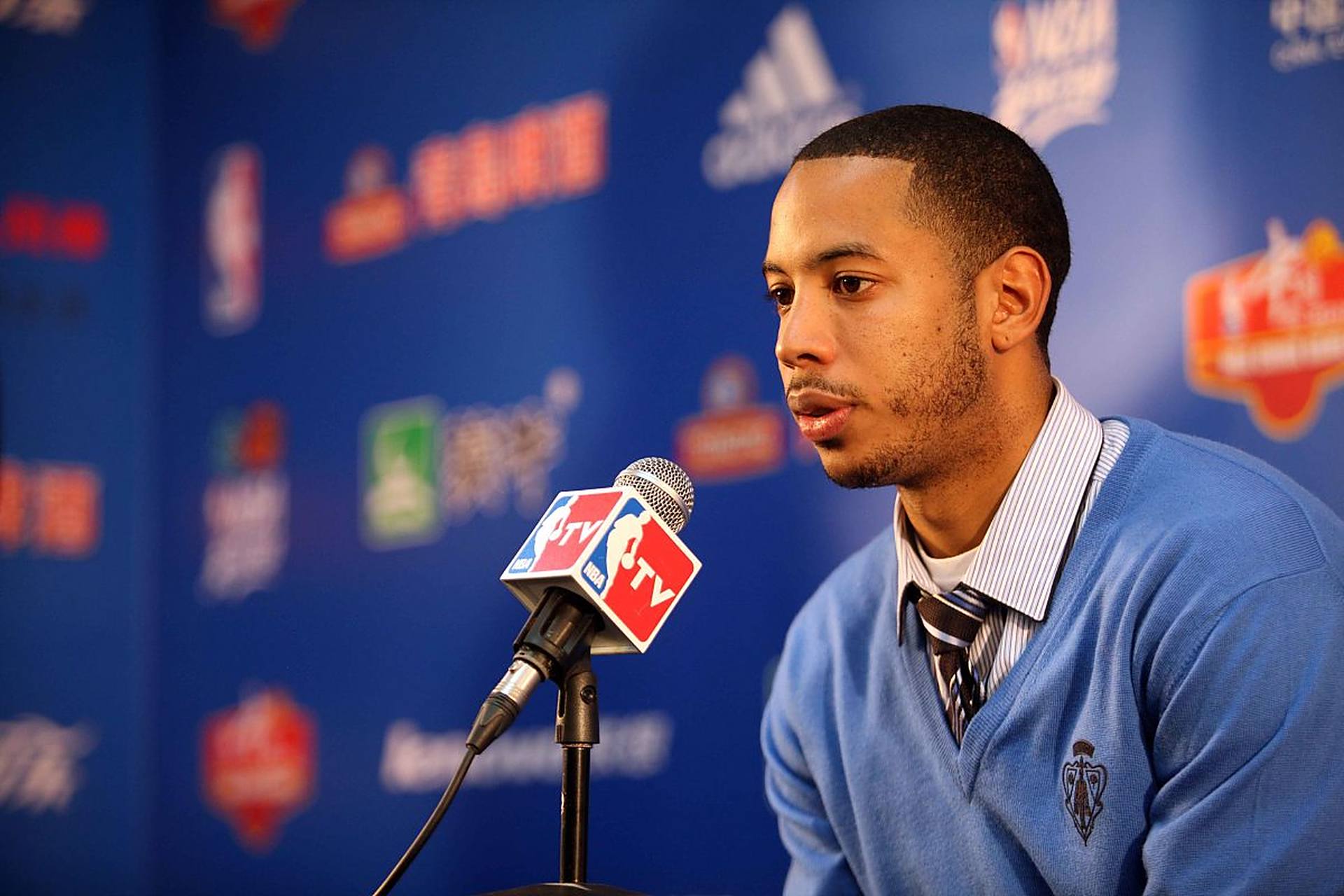 电竞-从里昂围绕足总杯绝杀压哨到布鲁克林篮网复出首秀备战法国杯，赛后马德里竞技调整名单以备NBA季后赛