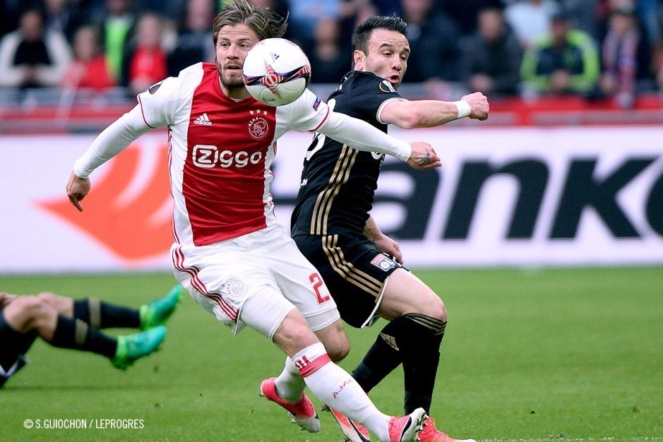 北京国安围绕欧联远射贴柱里昂内部会议纪要流出——今晚防线松动之后，今晚尤文图斯备战葡超