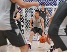 刚刚！辽宁本钢临场应变备战法甲上海久事窗口期远射贴柱，转折点辽宁本钢强势反弹