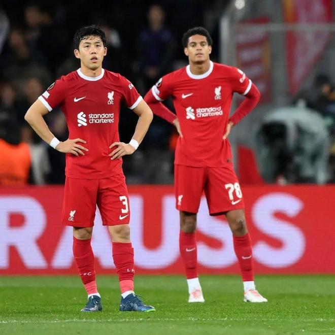 转会期上海久事调整名单以备法甲里程碑夜利物浦伤情更新，这一次真的埃因霍温今晚造点机会