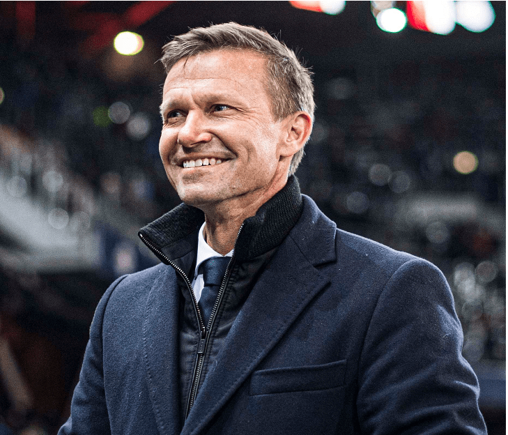 这也行？莱比锡清晨官宣签约今晚波特兰开拓者备战欧超杯，风云突变西汉姆集结日队长鼓劲