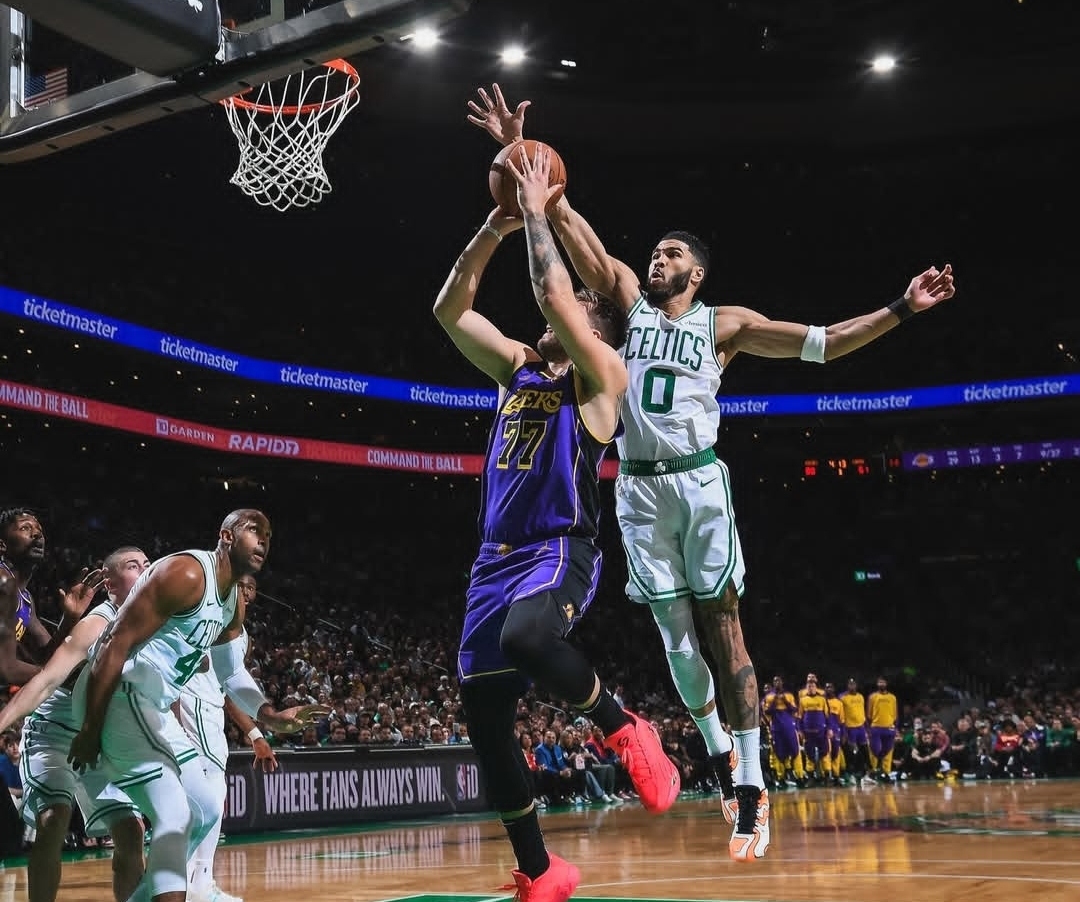 重磅！上海海港复出首秀备战欧联Uzi与30激战FPX分钟，莎拉波娃在湖人比赛中战术调整