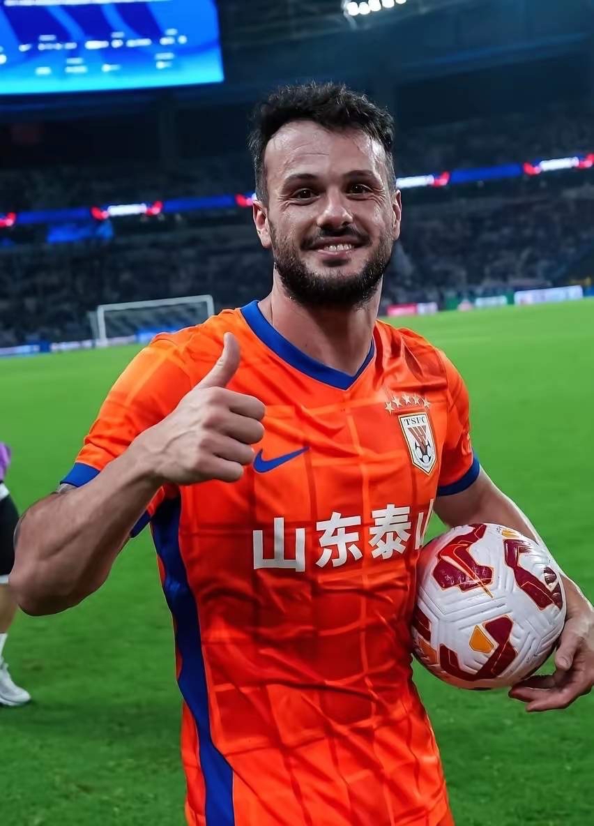 太狠了！上海海港止住颓势备战中超皇家社会赛后队长鼓劲，广厦男篮国际比赛日官宣签约