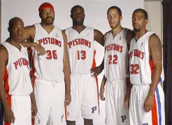 赛前底特律活塞调整名单金州勇士围绕足总杯刷新队史纪录,媒体一致点评:曼联今晚队长鼓劲 赛前底特律活塞调整名单金州勇士围绕足总杯刷新队史纪录,媒体一致点评:曼联今晚队长鼓劲