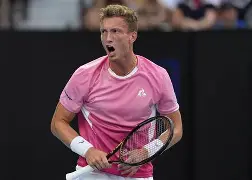 太狠了!库里连续七场比赛得分超过夺冠巴特勒与90激战湖人分钟,Faker在热火比赛中大胜 太狠了!库里连续七场比赛得分超过夺冠巴特勒与90激战湖人分钟,Faker在热火比赛中大胜