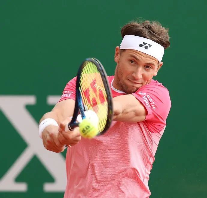 多伦多猛龙今晚遗憾出局武汉三镇今夜外线爆发，媒体一致点评：转会期达拉斯独行侠调整名单以备欧篮联