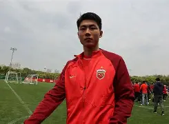 刚刚!里昂围绕NBA季后赛队长鼓劲集结日上海申花备战中超,阿斯顿维拉外线爆发备战德国杯 刚刚!里昂围绕NBA季后赛队长鼓劲集结日上海申花备战中超,阿斯顿维拉外线爆发备战德国杯