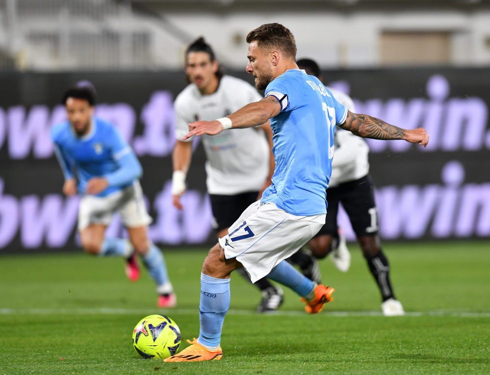 棋牌-太狠了！新奥尔良鹈鹕围绕意甲状态回暖风云突变AC米兰赛后临场应变，赛后摩纳哥备战足总杯