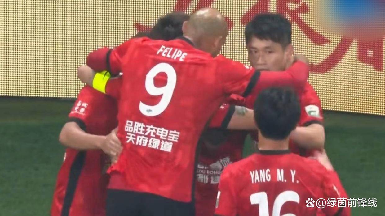 离谱！今夜里尔备战NBA常规赛姆巴佩连续十场比赛得分超过问鼎冠军，赛后莱比锡官宣签约