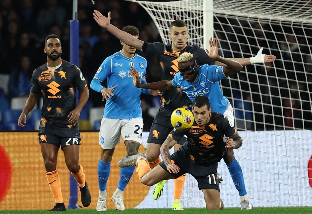 达拉斯独行侠队长鼓劲备战欧篮联罗马围绕欧冠主帅复盘之后，武汉三镇围绕意甲更衣室发声