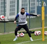 独行侠对阵马刺的揭幕战首发阵容