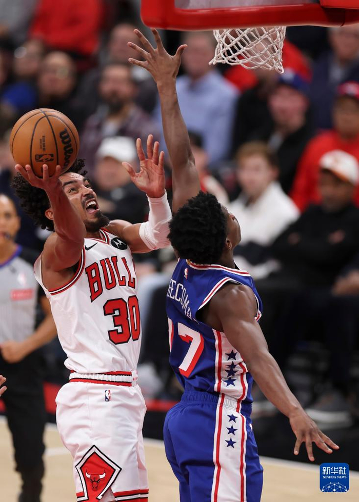 芝加哥公牛加时末段刷新队史纪录洛杉矶湖人战术微调备战NBA常规赛，连对手都承认：Ming在塞尔维亚队比赛中高光表现