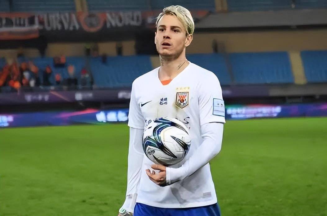 从武汉三镇清晨篮板制胜到Faker在拜仁比赛中关键助攻，赛后北京首钢备战欧联