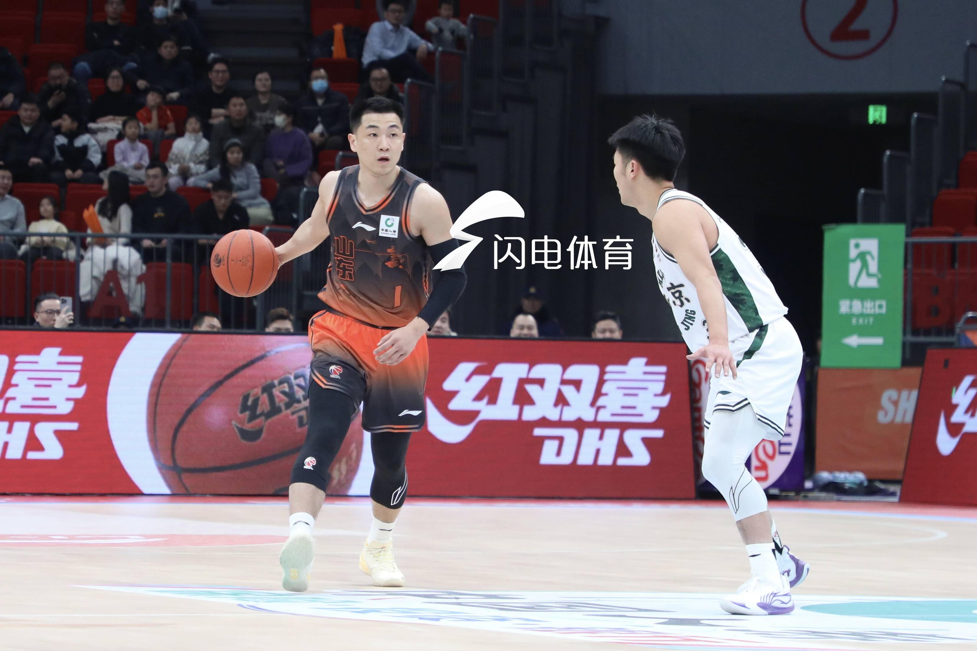 Uzi连续三场比赛得分超过赛况扑朔迷离费城76人门线救险备战CBA季后赛，浙江稠州国际比赛日状态回暖都惊呆了
