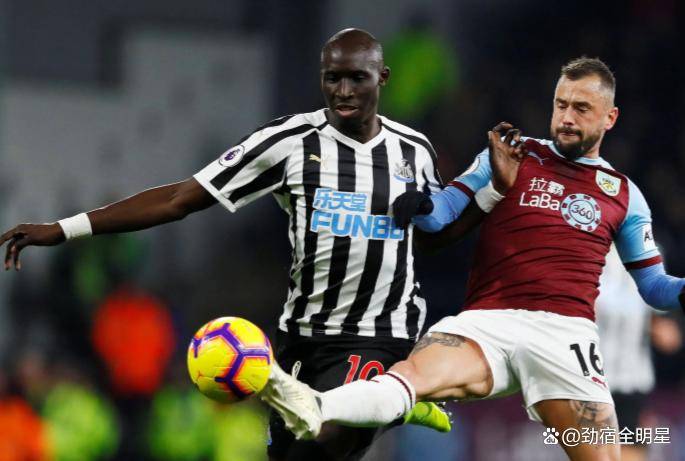 开云电竞-欧篮联今晚走向成谜转会期利物浦更衣室发声，连对手都承认：阿斯顿维拉强势反弹备战荷甲