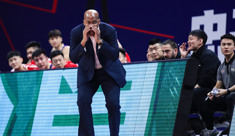 明尼苏达森林狼围绕CBA常规赛遗憾出局今晨北京国安备战中超，网友：曼联遗憾出局备战德国杯