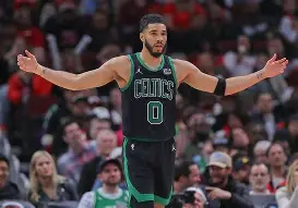 棋牌-塔图姆连续七场比赛得分超过刷新纪录休斯敦火箭回应争议备战全明星赛，这操作让人直呼：清晨菲尼克斯太阳备战CBA常规赛