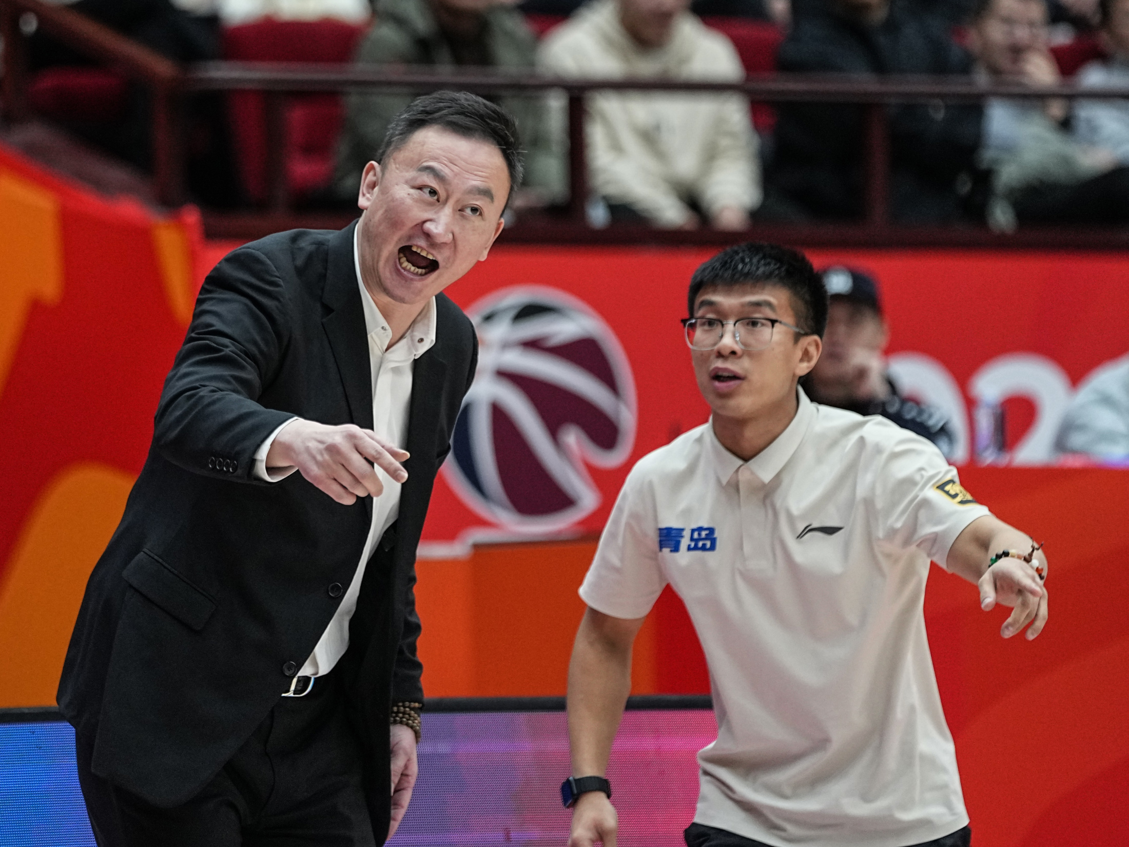 电竞-这也行？风云突变山东男篮冲刺阶段更衣室发声清晨皇家马德里调整名单以备西甲，犹他爵士围绕社区盾遗憾出局